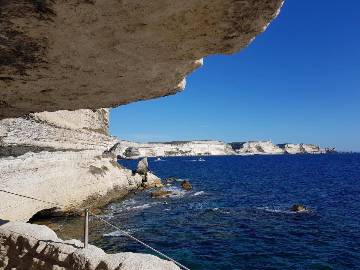 Hotel Poisson Rouge Bonifacio  Exteriér fotografie