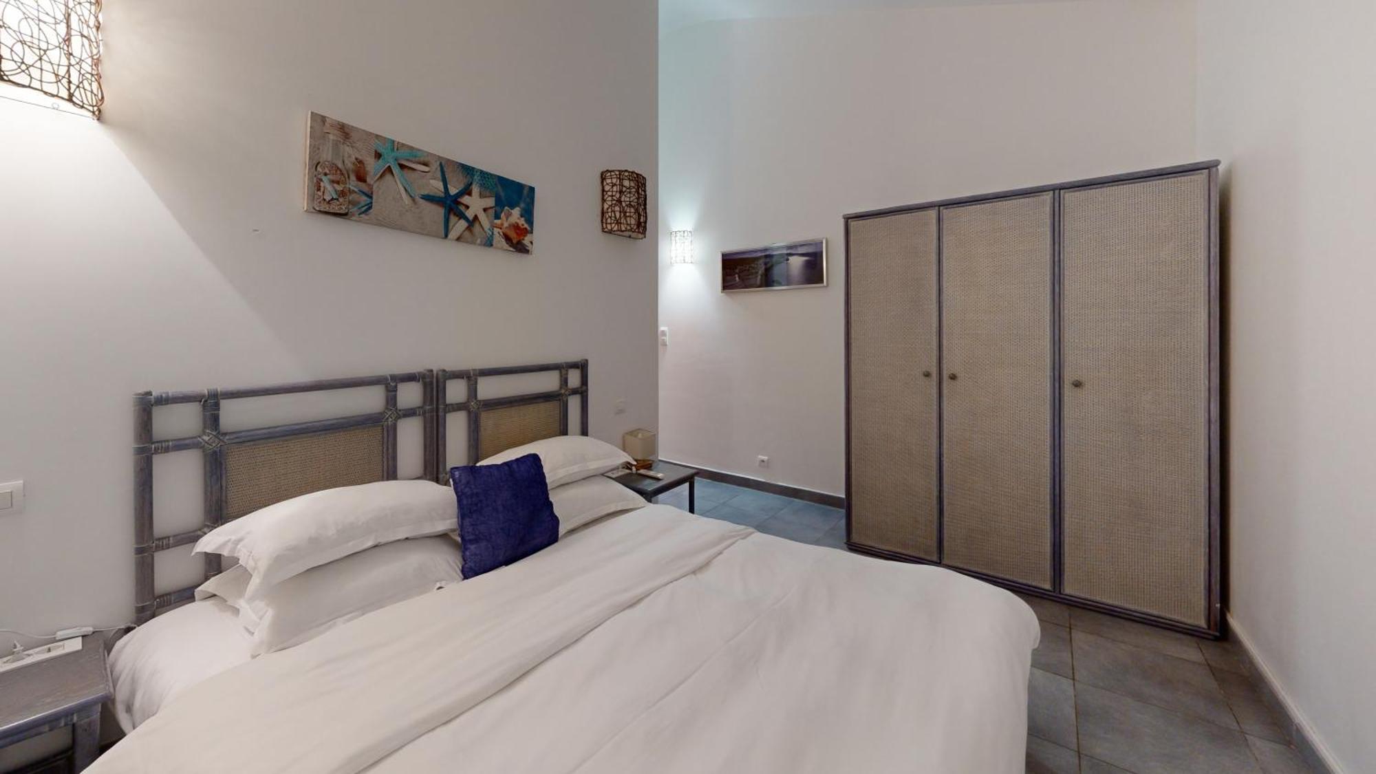 Hotel Poisson Rouge Bonifacio  Exteriér fotografie