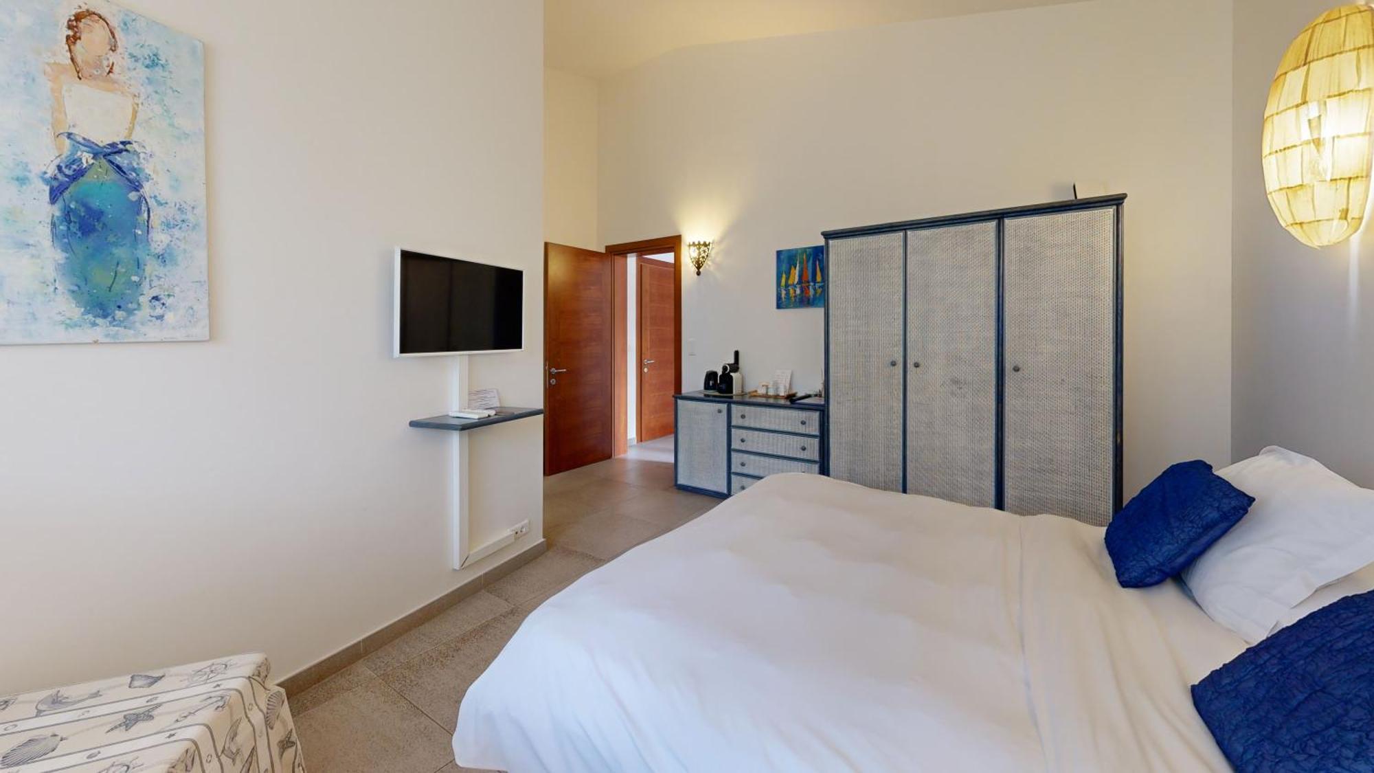 Hotel Poisson Rouge Bonifacio  Exteriér fotografie