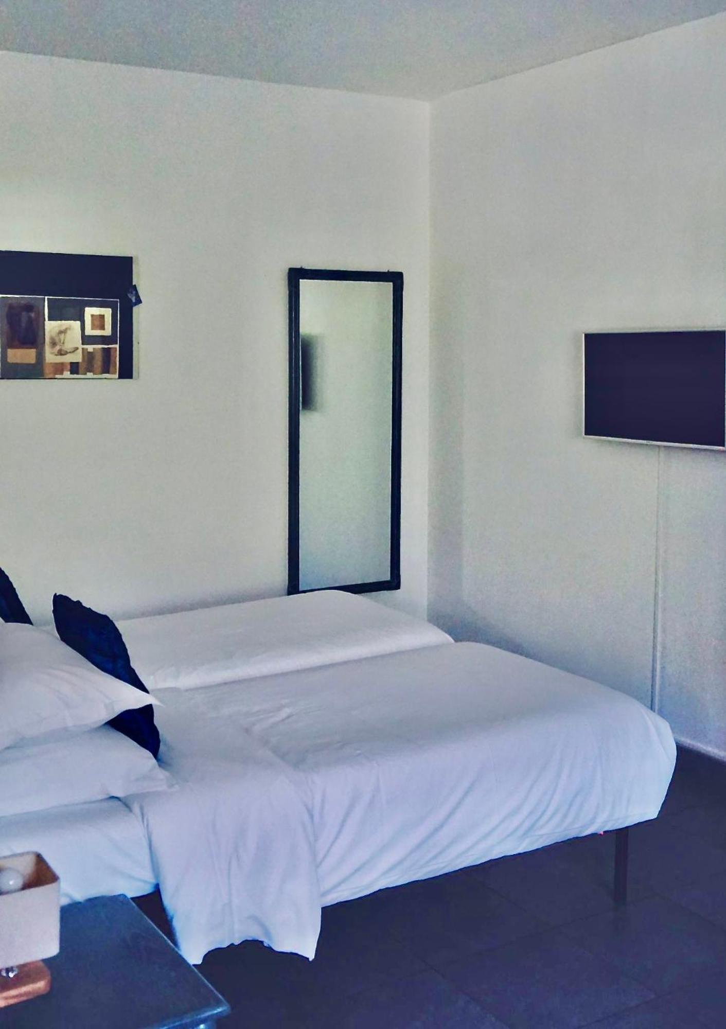Hotel Poisson Rouge Bonifacio  Exteriér fotografie