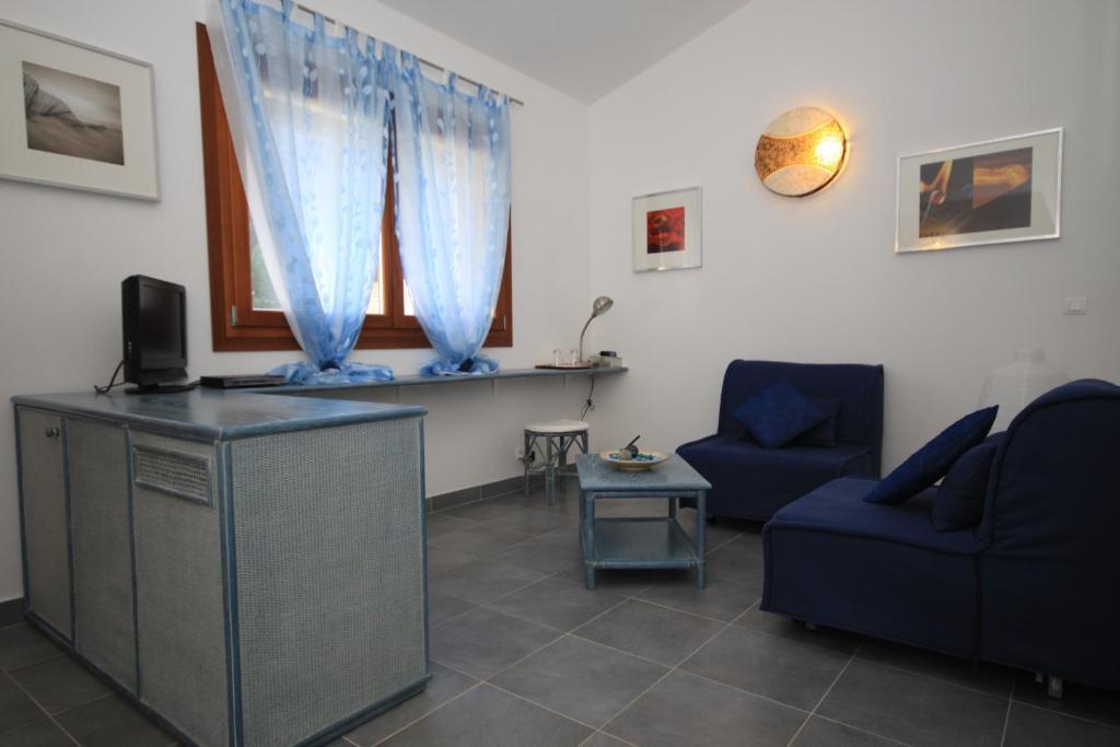 Hotel Poisson Rouge Bonifacio  Pokoj fotografie