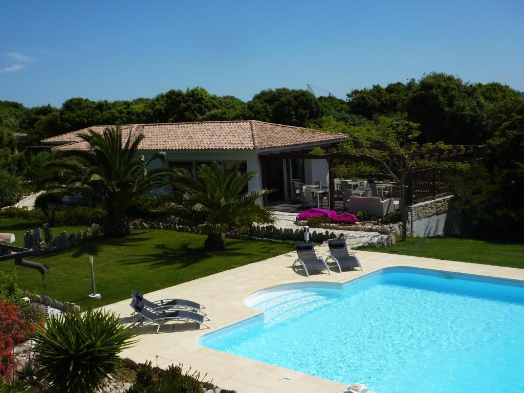 Hotel Poisson Rouge Bonifacio  Exteriér fotografie